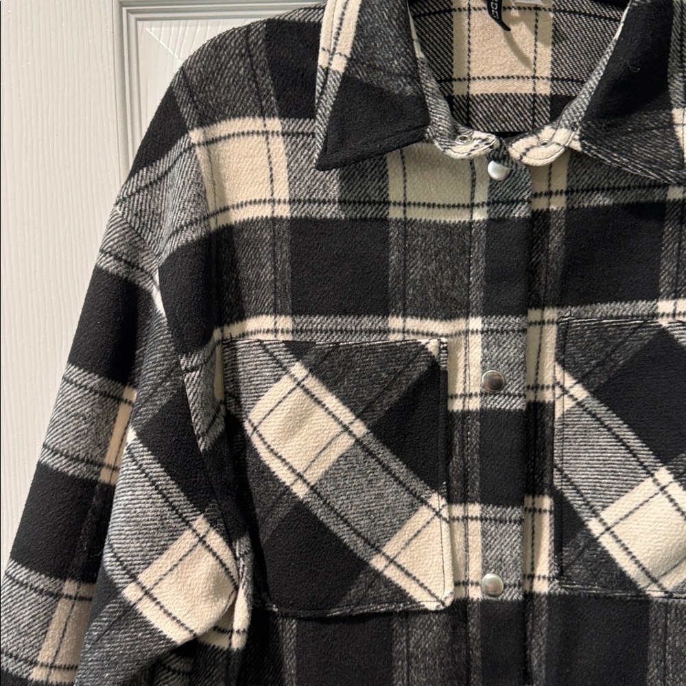 Divided By H&M Shacket - Picture 6 of 12
